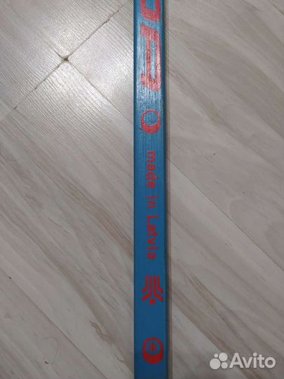 Клюшка хоккейная