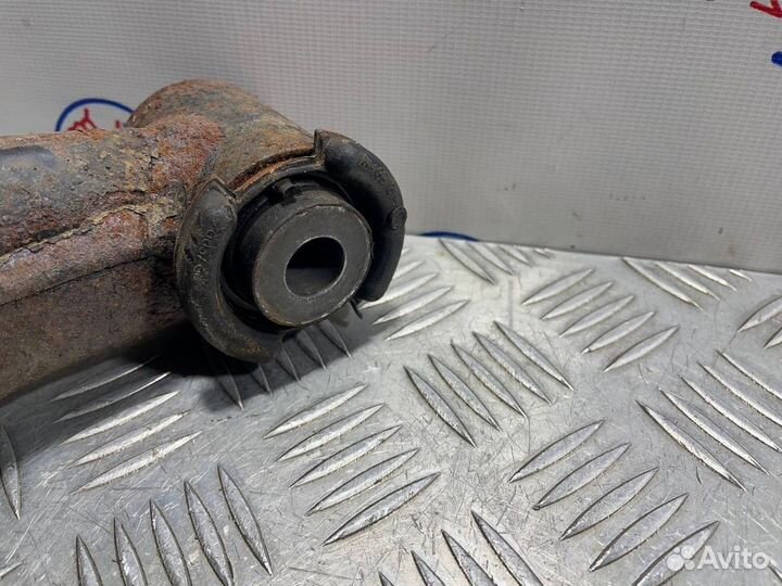 Рычаг Land Rover Discovery III (2004—2009) L319