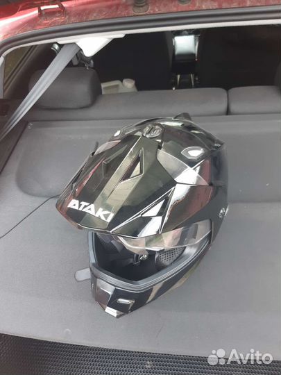 Мотошлем модуляр атаки