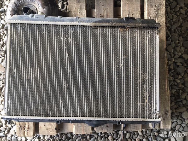 Радиатор охлаждения вольво s40 1995-2004г
