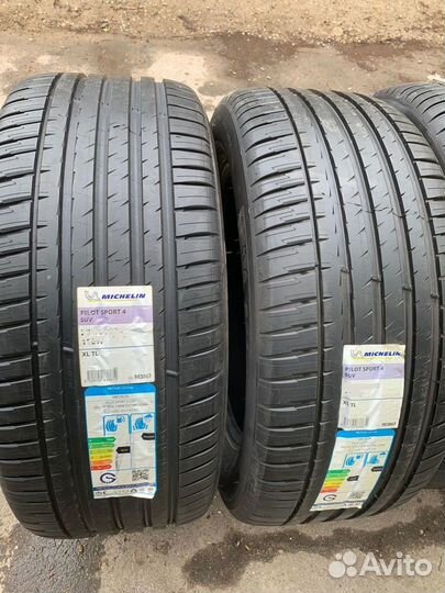 Michelin Pilot Sport 4 SUV 275/50 R21 113V