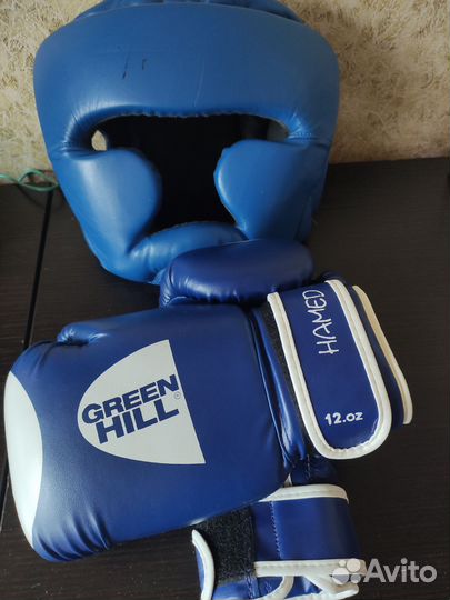 Боксерские перчатки+шлем