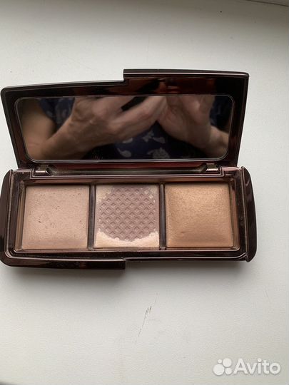Hourglass палетка, Guerlain meteorites de Perles