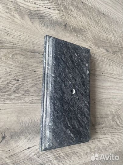 Подставка из мрамора