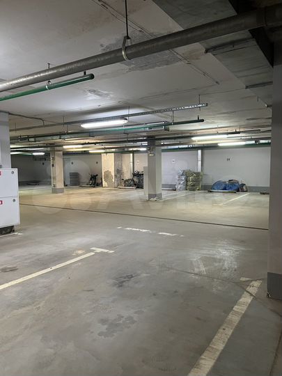 Машиноместо, 16 м²