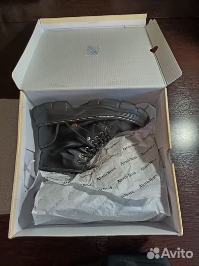 Ботинки демисезонные женские 38 р