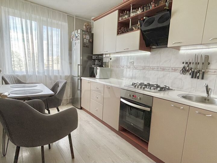 3-к. квартира, 64 м², 6/9 эт.