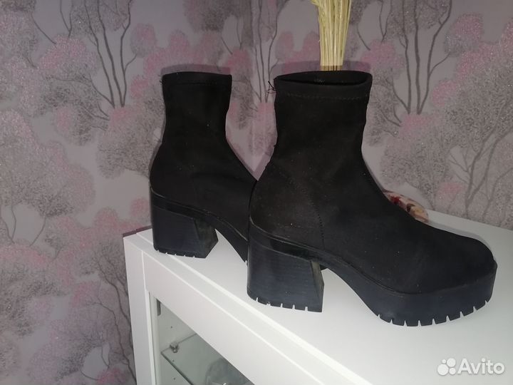 Ботинки женские