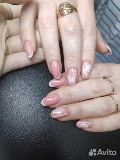 Маникюр педикюр