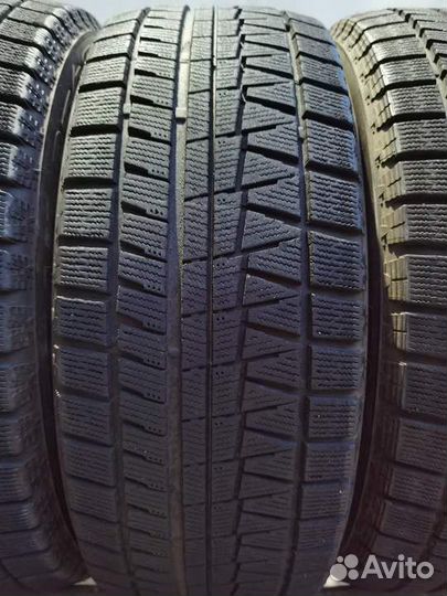 Bridgestone Blizzak Revo GZ 225/55 R17 99T