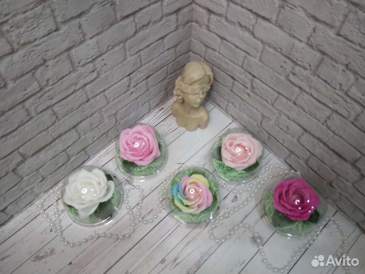 Роза в колбе