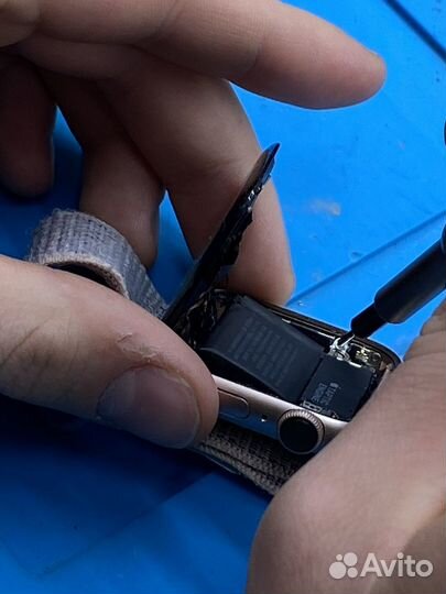 Ремонт iPhone айфон дисплея / батареи / стекло