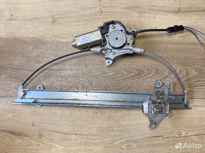 Nissan maxima a32 передний правый стеклоподъёмник