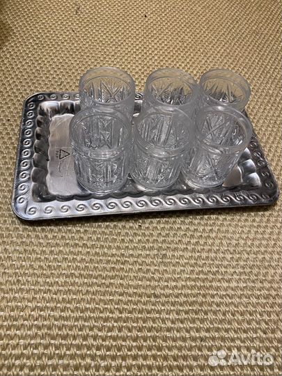 Набор рюмок с подносом