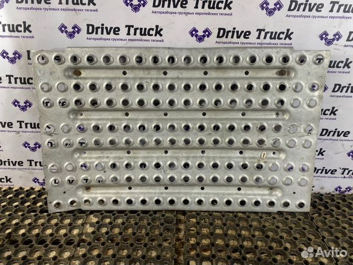 Трапик за кабиной Renault Magnum DXI13