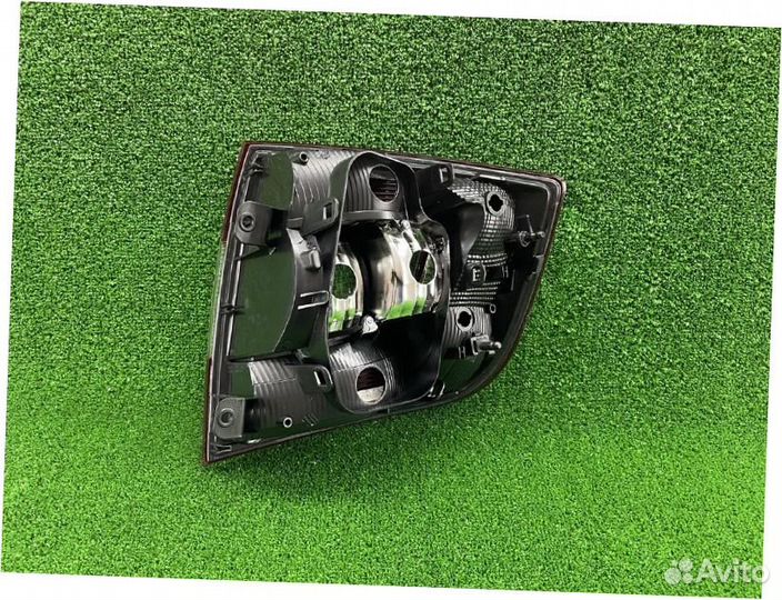 Фонарь левый Шкода Рапид