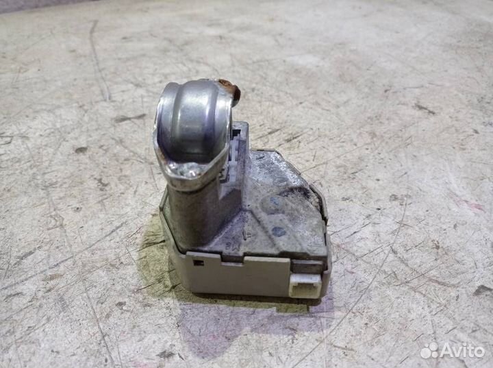 Замок рулевой колонки