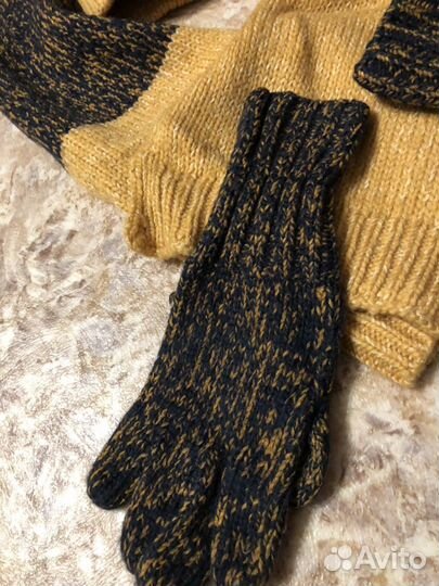 Продам комплект вязаный фирмы gulliver