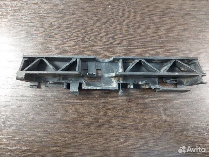 Кронштейн порога Audi A6 C7 cdnb 2012