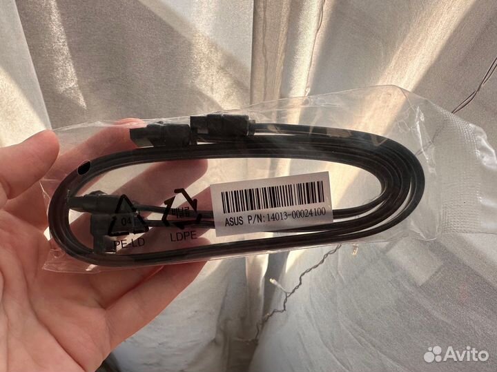 Новый кабель SATA asus