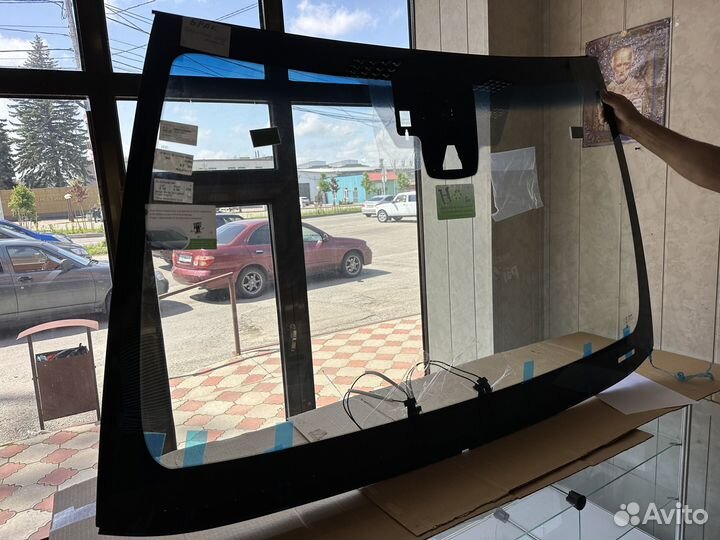 Стекло новое для Camry