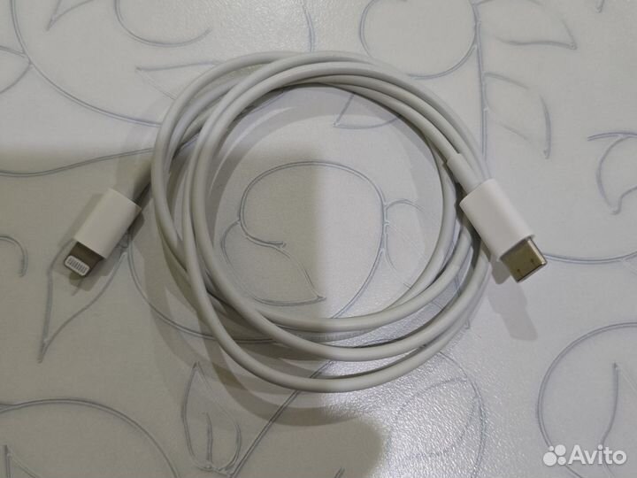 Кабель Apple Lightning USB-C