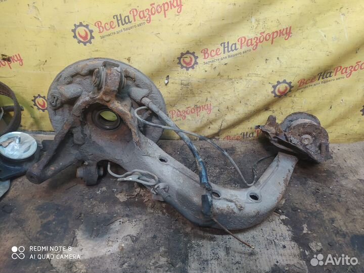 Кулак задний правый BMW E36