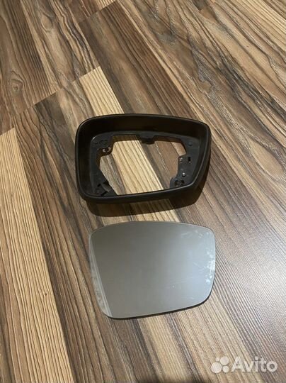 Зеркало на Volksvagen polo