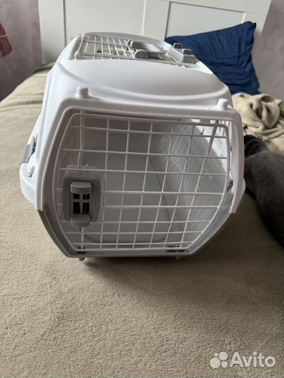 Переноска для кошек и собак