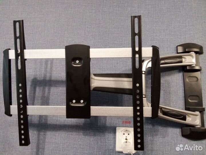 Кронштейн для телевизора