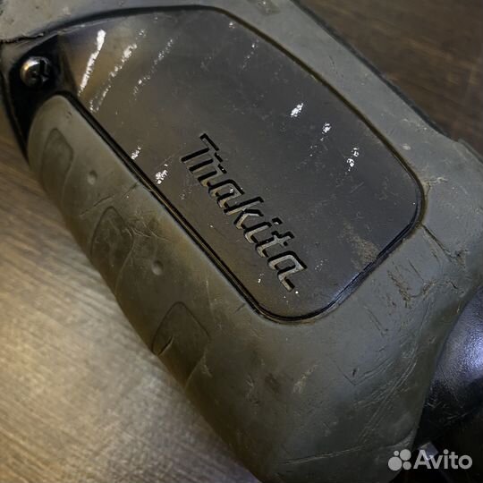 Перфоратор Makita HR2470