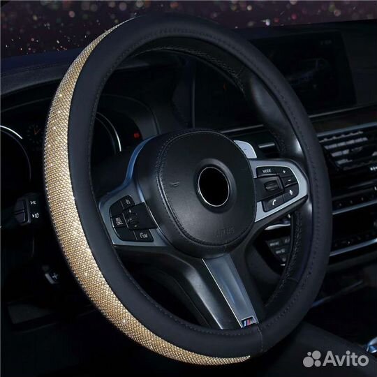 Оплётка на руль со стразами новая