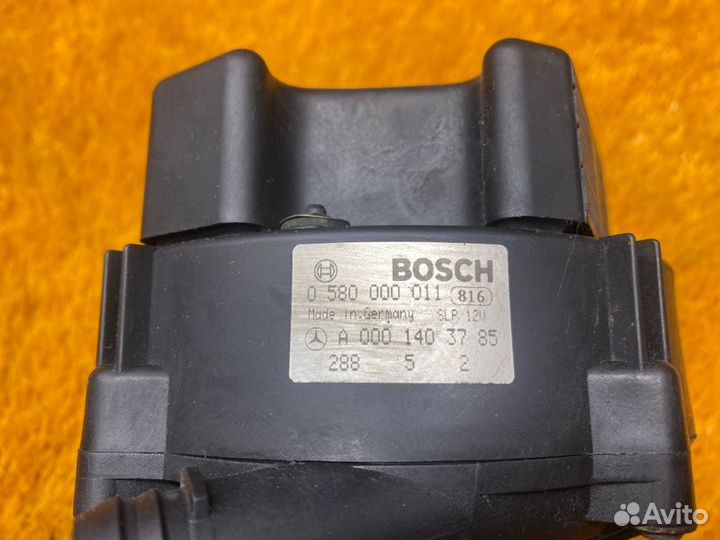 Насос продувки катализатора Mercedes-Benz E-Class