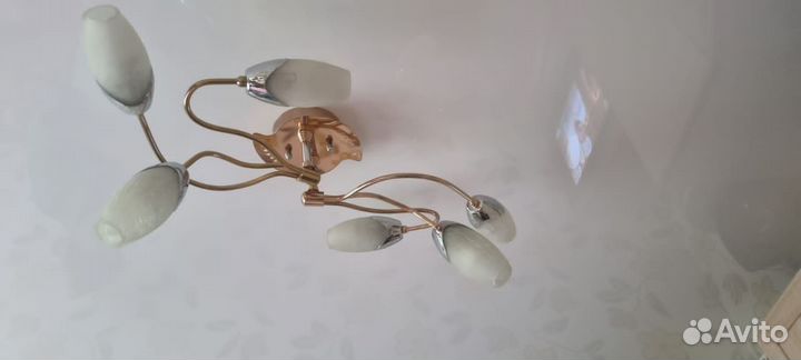 Люстра подвесная потолочная