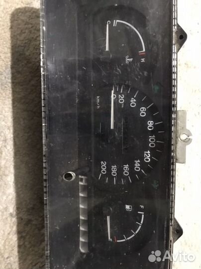 Щиток приборов daewoo nexia1