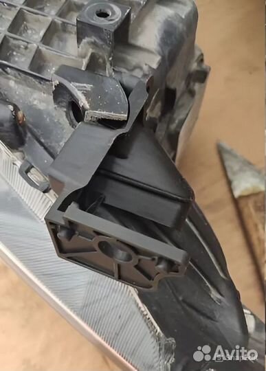 Ремкомплект крепление (кронштейн) для фар Honda 06