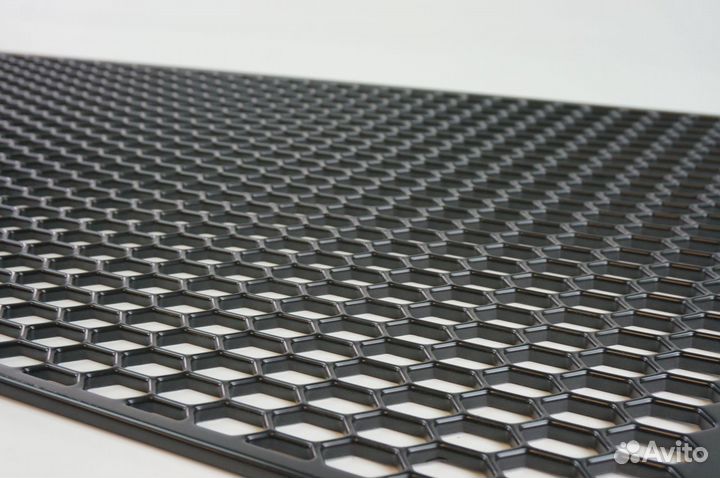 Решетка радиатора ABS пластиковая 126*60 см AR