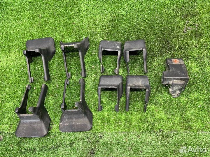 Накладка заглушка сиденья Toyota Rav4 xa40 xa45