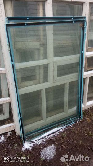 Деревянные окна, дверь входная, плитка кафельная