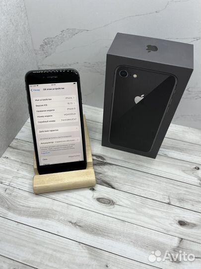 iPhone 8, 64 ГБ