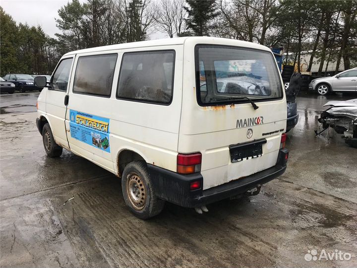 Разбор на запчасти Volkswagen Transporter 4 1991-2