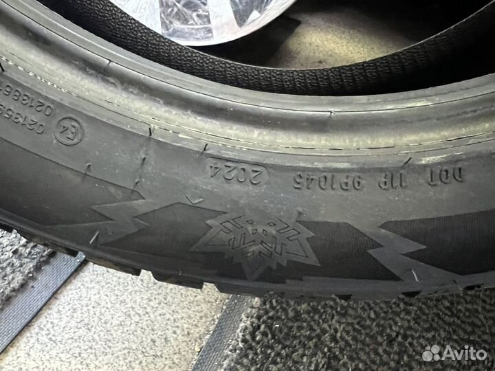 Compasal Winter Stud 245/50 R20 105T