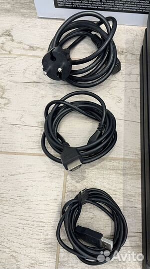 Sony PS4 Pro идеал 2 геймпада 550 игр