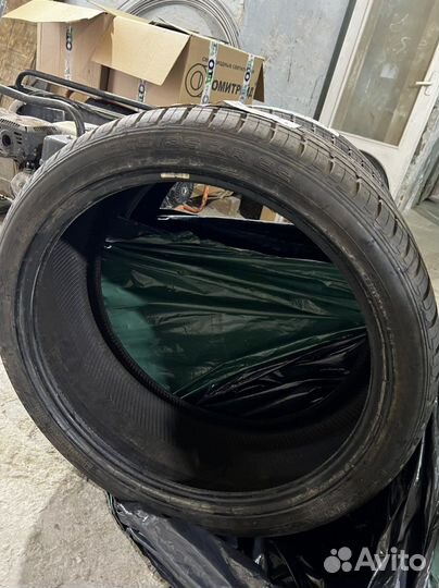 Continental ContiCrossContact UHP 275/35 R22 104Y