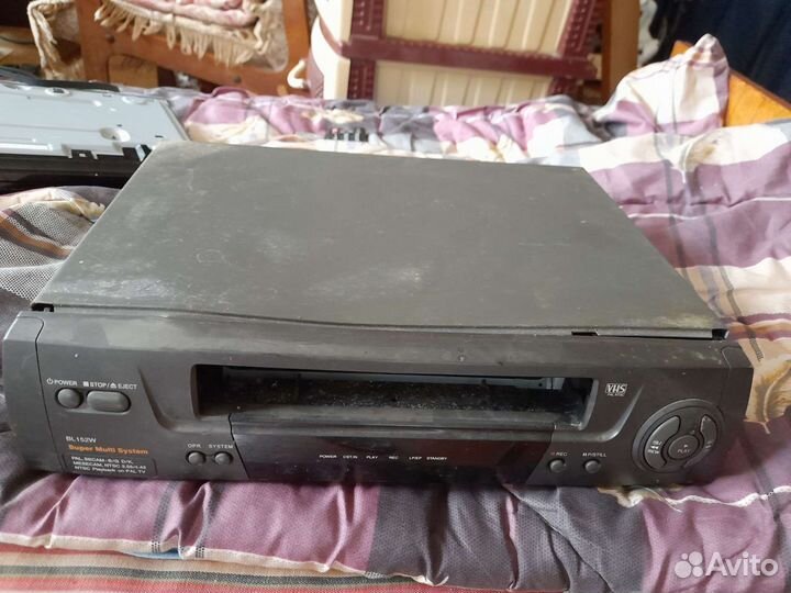 Видеомагнитофон