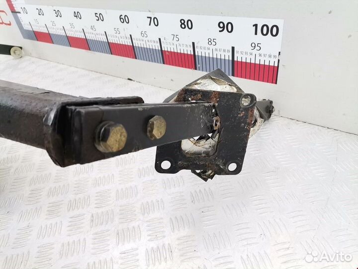 Фаркоп (прицепное устройство) для Renault Scenic 2