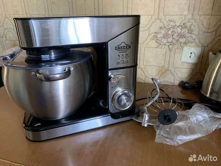 Профессиональный планетарный миксер