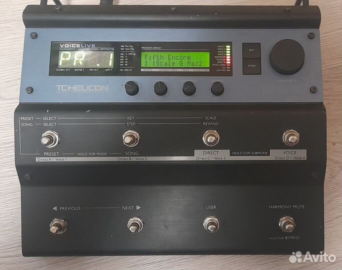 Вокальный процессор TC Helicon Voicelive