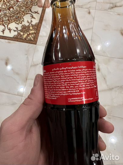 Кола в стекле