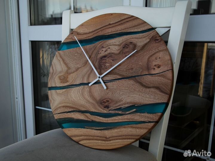 Часы из дерева, часы из смолы, часы из массива